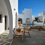 Aella Naousa (Paros)