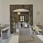 Aella Hotel 3*
