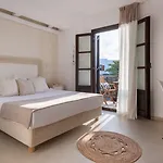Hotel Aella 3*