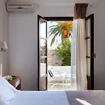 Aella Hotel Naousa
