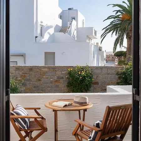 Aella Hotel Naousa (Paros)