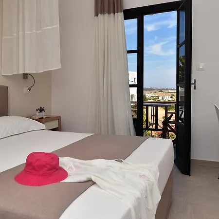 Aella Naousa (Paros)