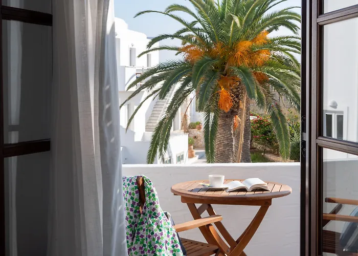 Aella Naousa (Paros)